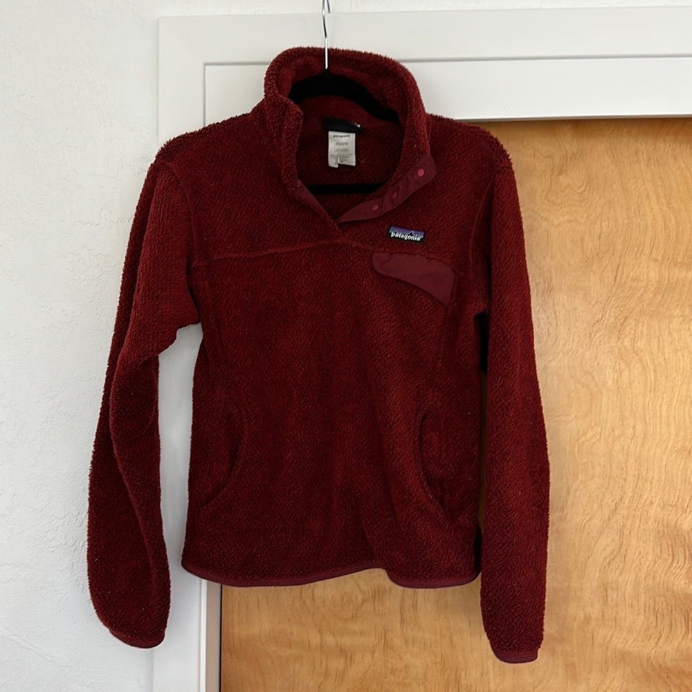 Women’s (Size Medium) Synchilla® Snap-T® Fleece Pullover / Deep Red / Vintage